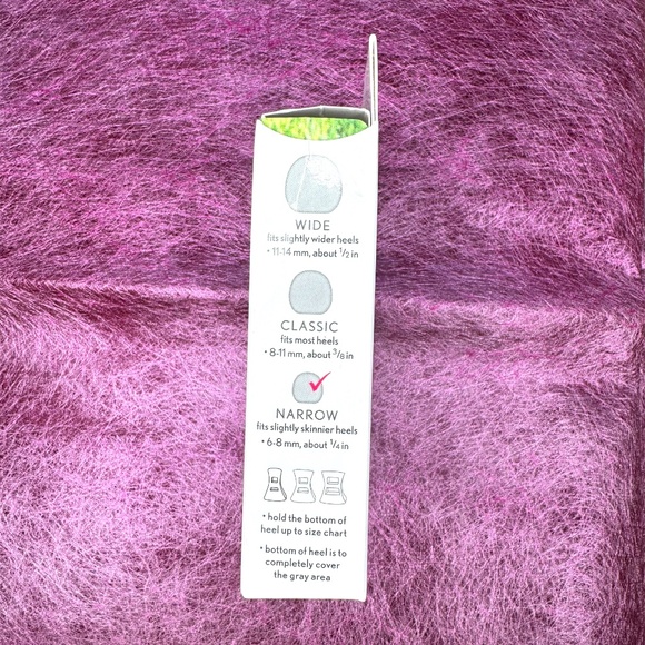 BRAND NEW Victoria’s Secret V-Strings MAC Lip Glass, & Heel Protectors Gift Set - Picture 12 of 13